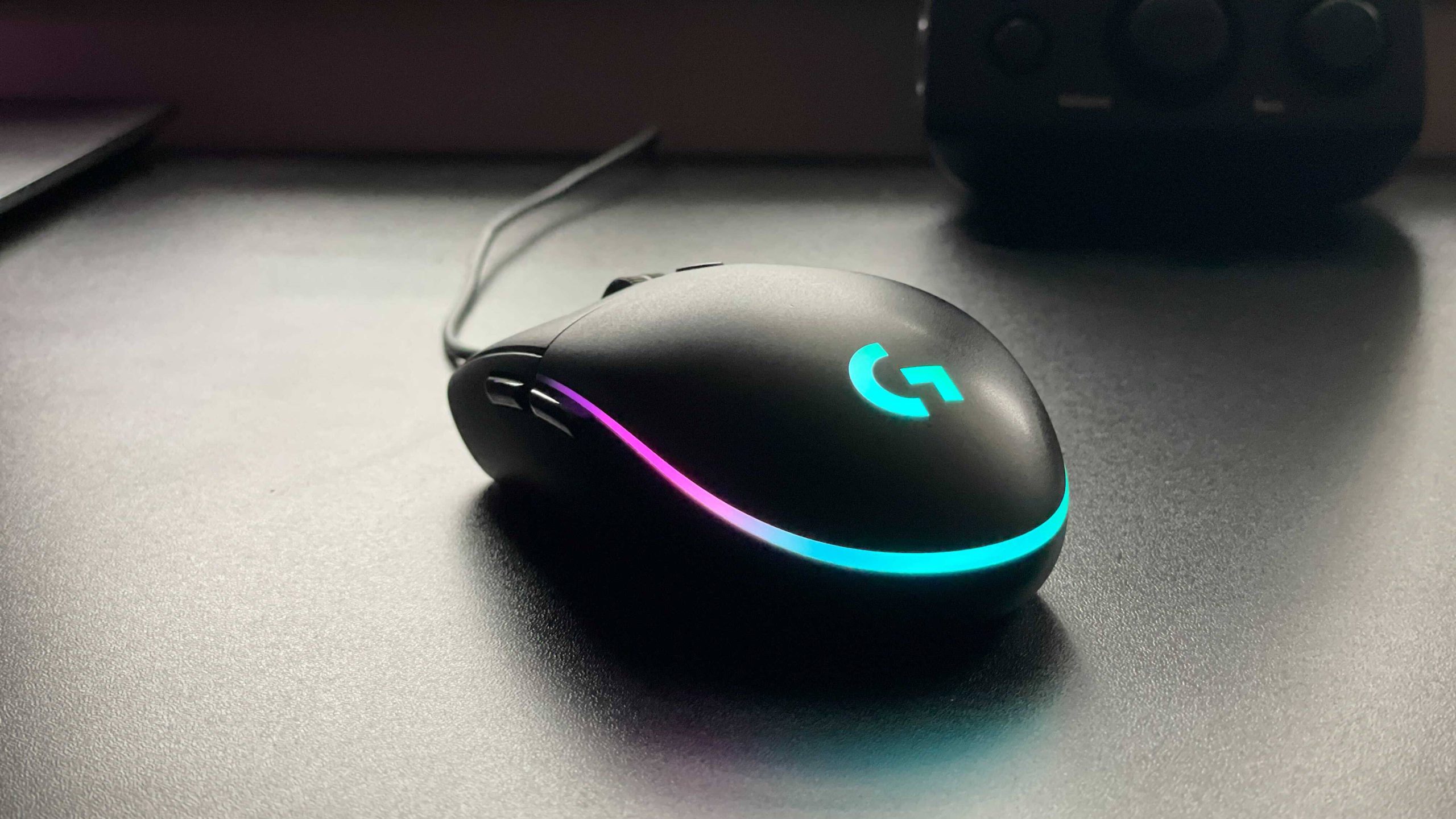 Logitech G203 LightSync