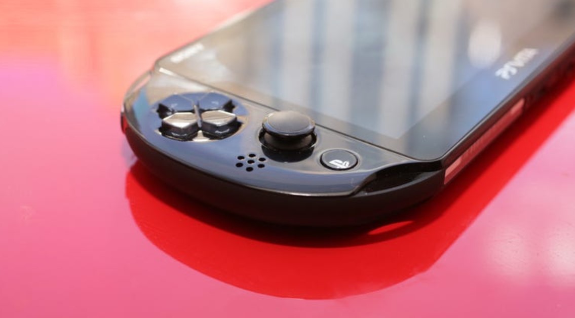 خرید PS Vita اسلیم کارکرده - قرمز