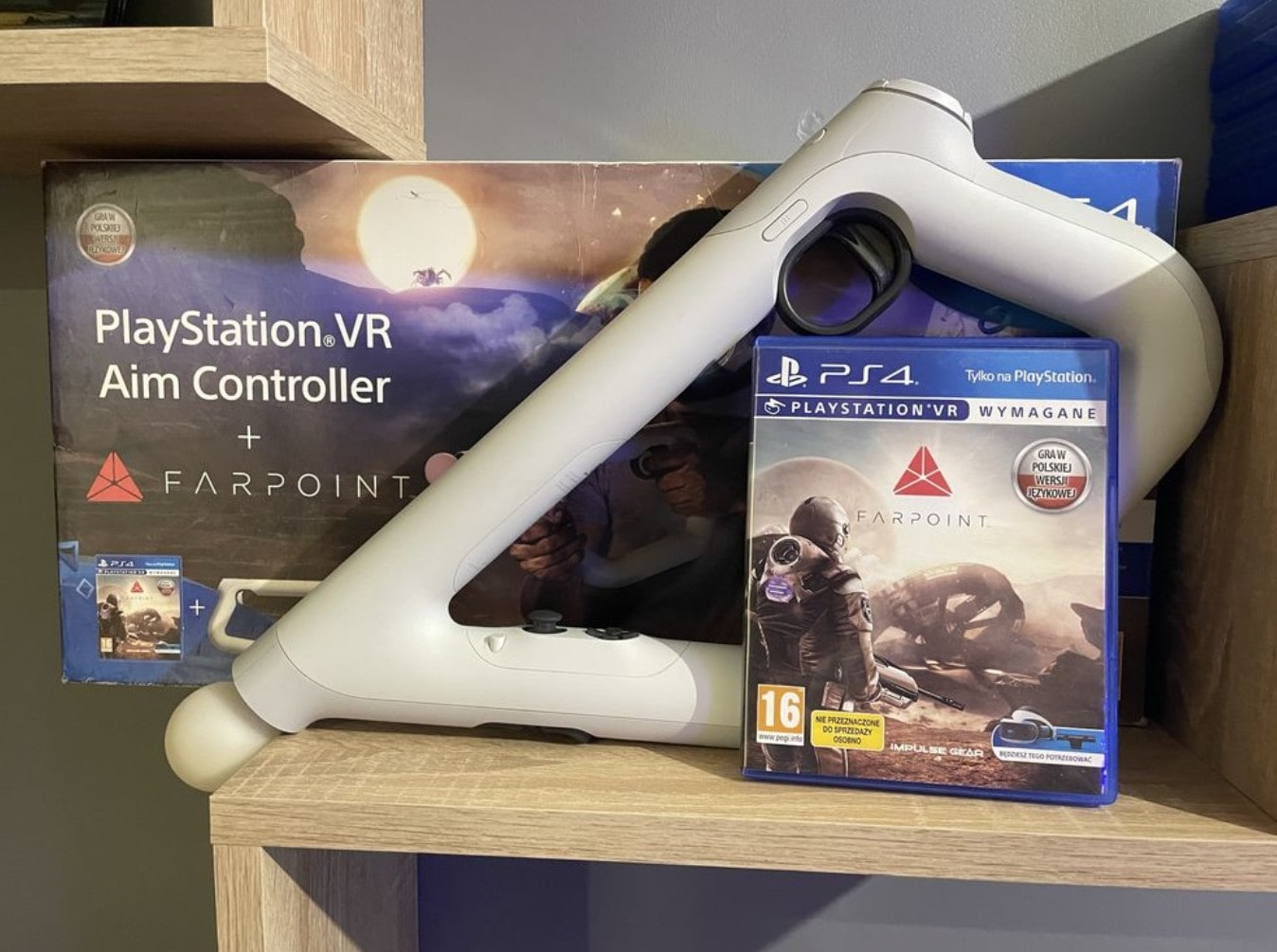 خرید کنترلر PlayStation VR Aim به همراه بازی Farpoint - استوک